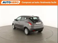 Usata Lancia Ypsilon Silver 69 CV (50 kW) 2016 Grigio Utilitaria