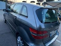 Usata Mercedes B200 2008 Grigio Monovolume
