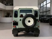 Usata Land Rover Defender 113 CV (83 kW) 1996 SUV
