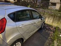 Usata Ford Fiesta 68 CV (50 kW) 2010 Argento Utilitaria