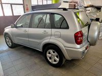 Usata Toyota RAV4 Sol 150 CV (110 kW) 2005 Argento SUV