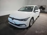 Usata VW Golf VIII Active 131 CV (96 kW) 2023 Other Berlina