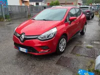 Second-hand Renault Clio IV Intens 73 CP (53 kW) 2017 Roșu Hatchback