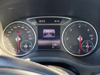 Usata Mercedes B180 109 CV (80 kW) 2019 Bianco Monovolume