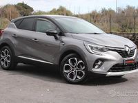 Usata Renault Captur Techno 100 CV (73 kW) 2023 Grigio SUV