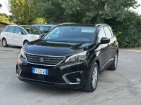 Usata Peugeot 5008 GT-line 120 CV (88 kW) 2017 Nero SUV