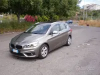 Usata BMW 218 Sport Line 150 CV (110 kW) 2015 Grigio Station wagon