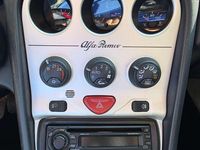 Usata Alfa Romeo Spider 150 CV (110 kW) 2004 Rosso Cabrio
