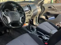 Usata Mitsubishi L200 150 CV (110 kW) 2022 Bianco Pick-up