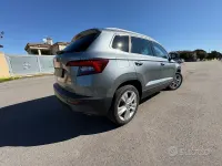 Usata Skoda Karoq Executive 148 CV (108 kW) 2018 Grigio SUV