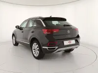 Usata VW T-Roc Style 110 CV (80 kW) 2023 Deep black perlato SUV