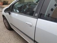 Usata Fiat Punto 77 CV (56 kW) 2011 Bianco Berlina