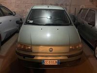 Usata Fiat Punto 80 CV (58 kW) 2002 Verde Berlina