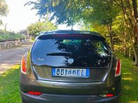 Begagnad Lancia 2000 Platinum 80 HK (58 kW) 2011 Grå Sedan