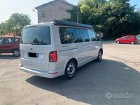 Usata VW California Beach 150 CV (110 kW) 2024 Grigio Furgone