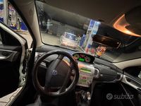 Usata Lancia Ypsilon 60 CV (44 kW) 2008 Bianco Utilitaria