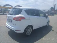 Usata Ford B-MAX 100 CV (73 kW) 2012 Bianco Monovolume