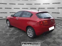 Usata Alfa Romeo Giulietta Super 120 CV (88 kW) 2017 Rosso Utilitaria