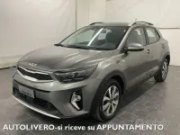 Usata Kia Stonic 84 CV (61 kW) 2023 Grigio SUV