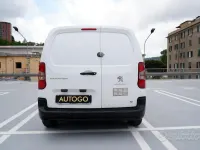Usata Peugeot Partner Premium 102 CV (75 kW) 2021 Bianco Monovolume