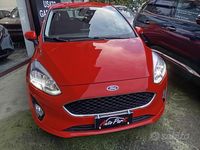Usata Ford Fiesta 86 CV (63 kW) 2020 Rosso Utilitaria