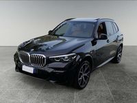 Usata BMW X5 M Sport 340 CV (250 kW) 2022 Black sapphire metallizzato SUV