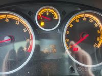 Usata Opel Corsa 85 CV (62 kW) 2013 Bianco Utilitaria