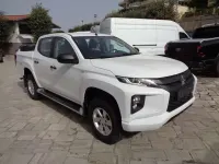 Usata Mitsubishi L200 150 CV (110 kW) 2022 Bianco Pick-up