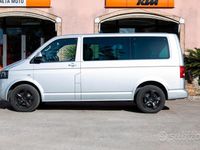 Usata VW Multivan 102 CV (75 kW) 2011 Grigio Monovolume