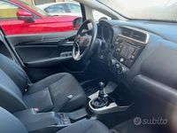 Usata Honda Jazz Trend 102 CV (75 kW) 2018 Grigio Utilitaria