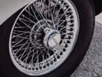 Usata Jaguar E-Type 269 CV (197 kW) 1961 Argento Cabrio