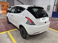 Usata Lancia Ypsilon 70 CV (51 kW) 2024 Bianco Utilitaria