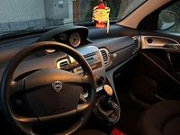 Usata Lancia Ypsilon 77 CV (56 kW) 2010 Nero Utilitaria
