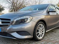 Usata Mercedes A180 Premium 108 CV (79 kW) 2014 Grigio Berlina