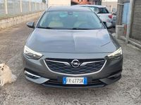 Usata Opel Insignia Innovation 136 CV (100 kW) 2018 Oro Station wagon