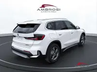 Usata BMW iX1 xLine 150 kW (204 CV) 2025 Alpin white pastello SUV