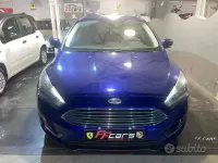 Usata Ford Focus Titanium 117 CV (86 kW) 2015 Blu Berlina