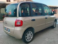 Usata Fiat Multipla 103 CV (75 kW) 2008 Giallo Monovolume