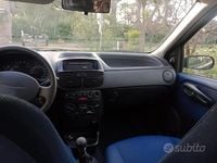 Usata Fiat Punto 82 CV (60 kW) 2001 Grigio Utilitaria