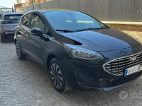 Usata Ford Fiesta 75 CV (55 kW) 2023 Nero Utilitaria