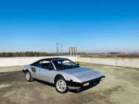 Usata Ferrari Mondial 240 CV (176 kW) 1985 Argento Cabrio