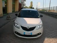 Usata Lancia Ypsilon 69 CV (50 kW) 2015 Beige Utilitaria