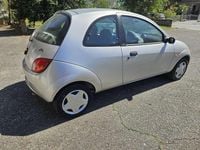 Usata Ford Ka 60 CV (44 kW) 2000 Grigio Utilitaria