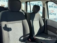 Usata Renault Modus Expression 70 CV (51 kW) 2010 Bianco Monovolume