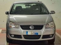 Usata VW Polo Comfortline 69 CV (50 kW) 2007 Argento Berlina
