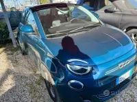 Usata Fiat 500e Passion 42 kW (58 CV) 2020 Blu Berlina