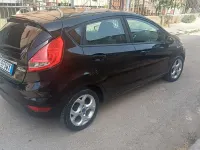 Usata Ford Fiesta Titanium 70 CV (51 kW) 2012 Nero Berlina