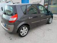 Usata Renault Scénic 100 CV (73 kW) 2005 Monovolume