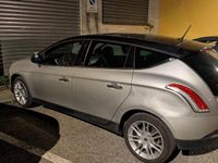 Begagnad Lancia Delta 165 HK (121 kW) 2009 Halvkombi