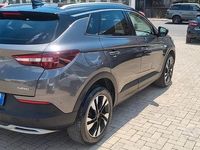 Käytetty Opel Grandland X Ultimate 131 HP (96 kW) 2019 Harmaa Katumaasturi